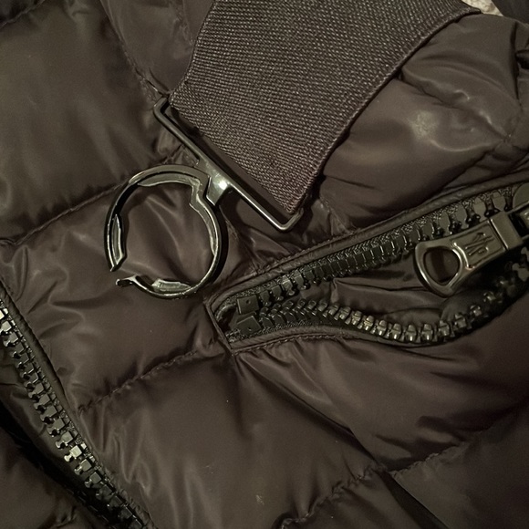 COPY - Genuine Moncler puffer coat with shoulder pads, super stylish in black, … - Picture 11 of 13